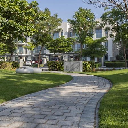 Stay By Latinem Luxury Studio Holiday Home G6-6103 Near Burj Khalifa Дубай Екстер'єр фото