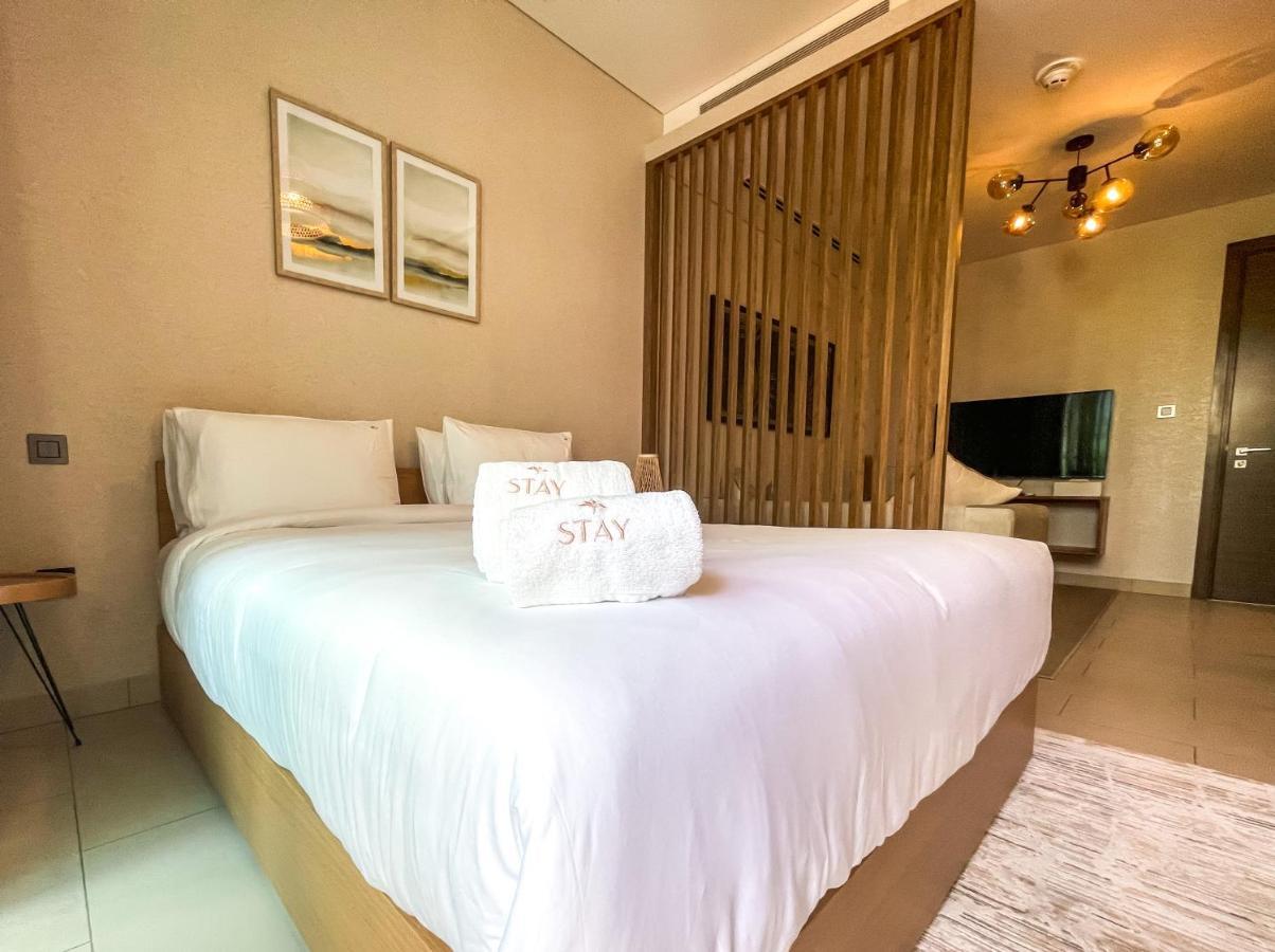 Stay By Latinem Luxury Studio Holiday Home G6-6103 Near Burj Khalifa Дубай Екстер'єр фото